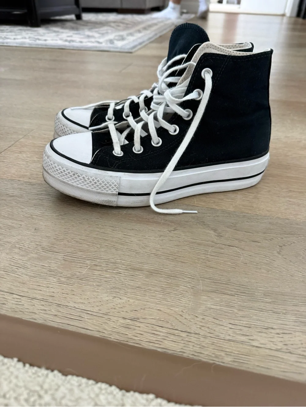 Platform High Top Black Converse